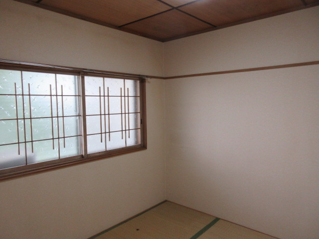 髙森マンションの和室