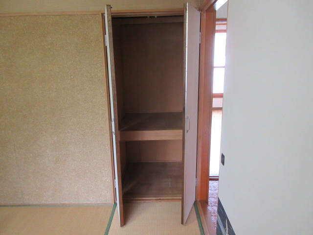 髙森マンションの収納