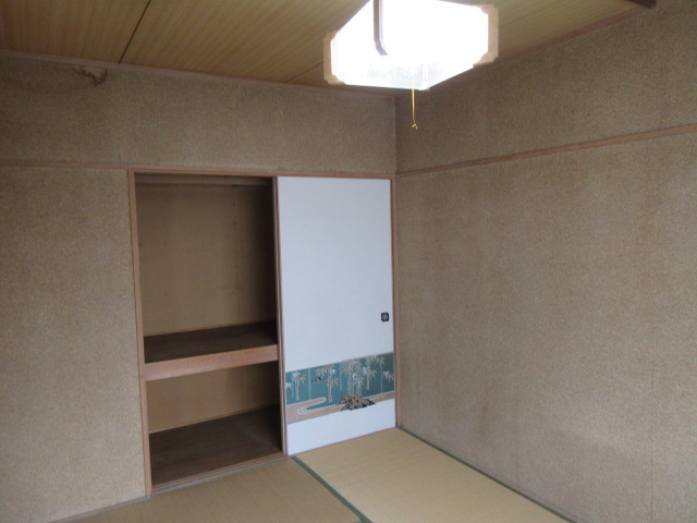 髙森マンションの和室