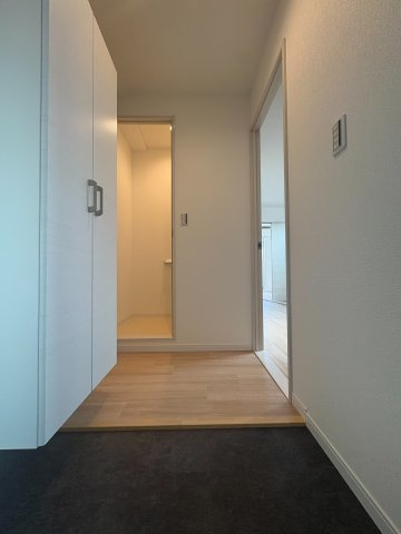 シナジー茨木の玄関