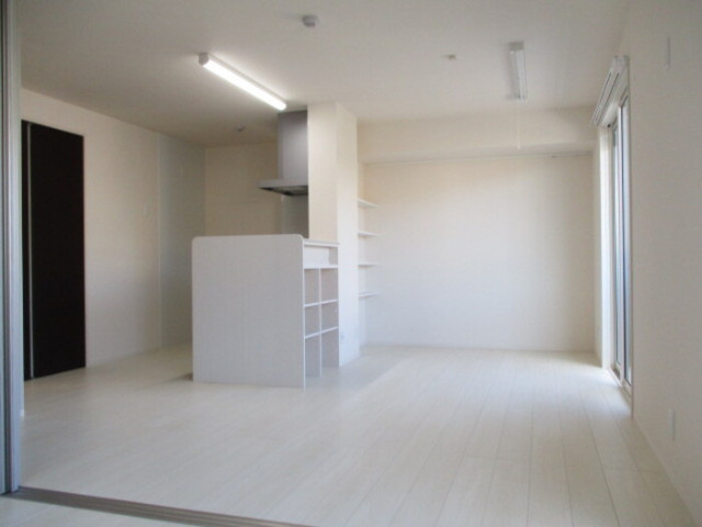 D-room上地　B棟の居間・リビング