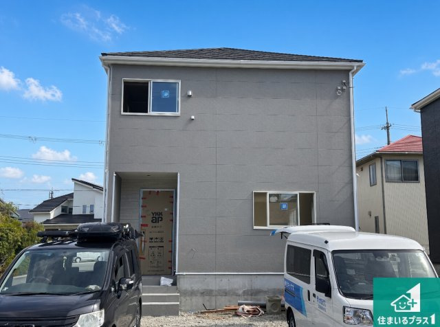 加東市南山　第5期　新築一戸建ての外観|周辺は落ち着いた街並みの住宅地！子育てがしやすい住環境です！まだ未完成ですが、現地でしかわからない事もございます。是非一度ご覧ください。