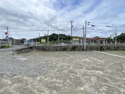 【外観】 | 三重郡菰野町大字宿野3区画〈3号地〉 | 全３区画の宅地分譲　３号地
