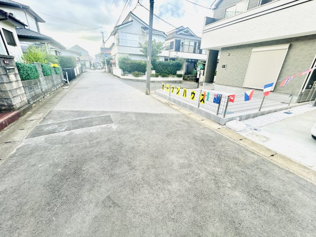 八千代市勝田台６丁目９番の前面道路含む現地写真