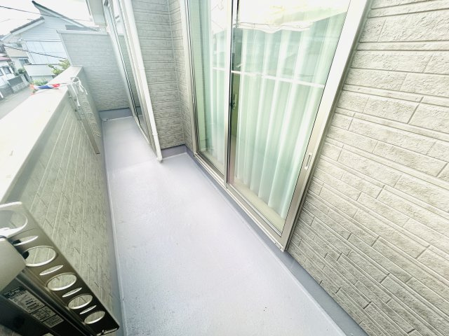 八千代市勝田台６丁目９番のバルコニー