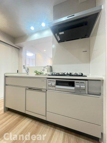 セントラルマンション西新井のキッチン|ドキドキの新生活も、安心してスタート。ぴったりの住まいを見つけませんか？クランディアが一緒に住まい選びをサポートします‼　まずは、お気軽にお問合せください　＃クランディア