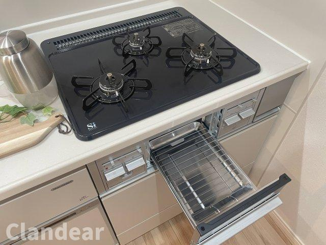 セントラルマンション西新井のキッチン|ドキドキの新生活も、安心してスタート。ぴったりの住まいを見つけませんか？クランディアが一緒に住まい選びをサポートします‼　まずは、お気軽にお問合せください　＃クランディア