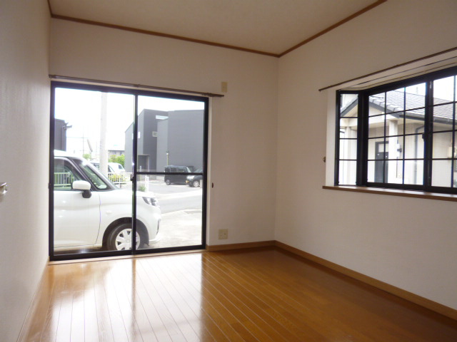 福田町古新田貸家719-6の寝室