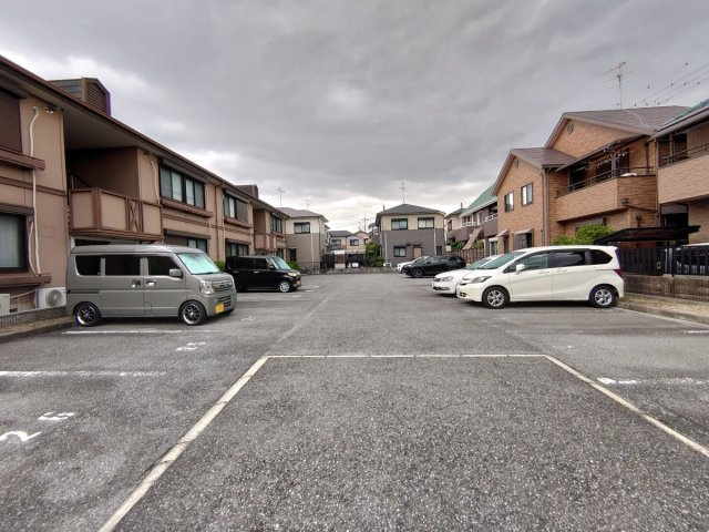 【駐車場】 | コム東宝塚