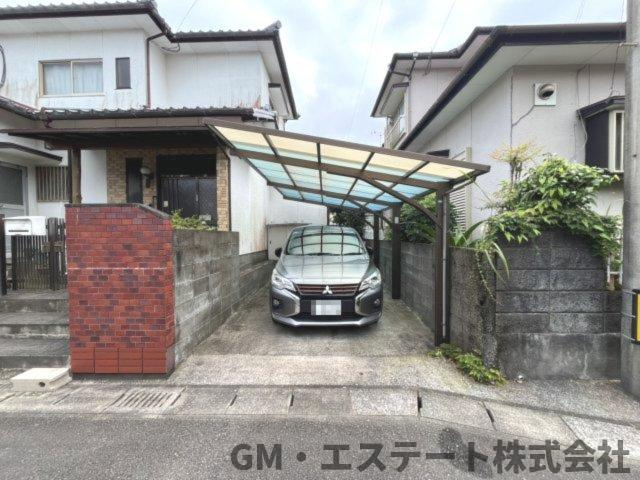 宮崎市大字本郷南方　中古住宅の駐車場