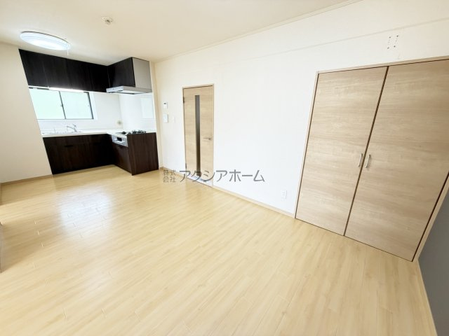 レガパレス椿峰の内装