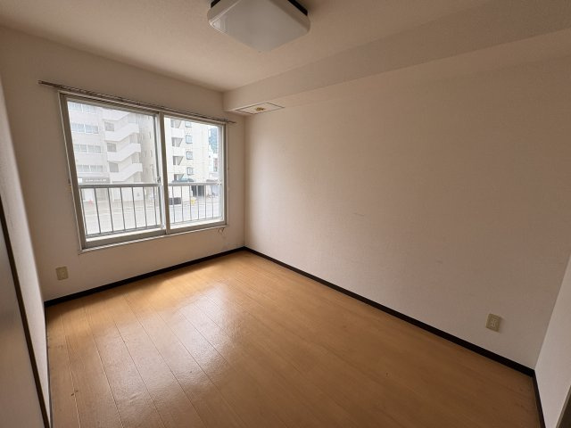 【内装】サンフロア山鼻 
