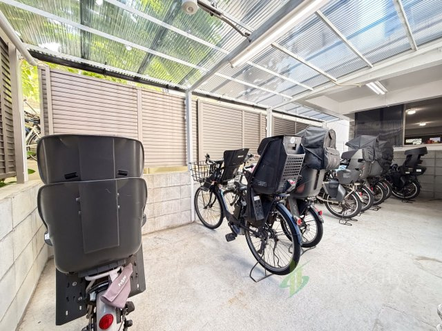 上目黒パークマンションの駐輪場