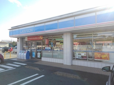 【周辺】 | フェアリーミューズＢ | ローソン四日市インター店まで1100m