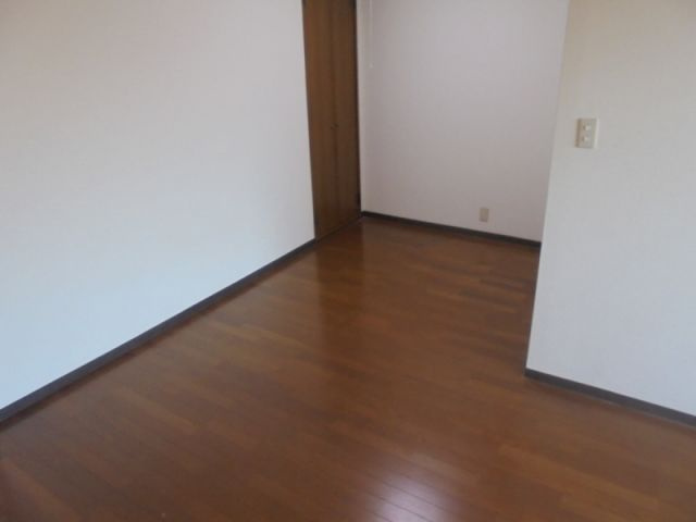 アーバン六甲の居間・リビング