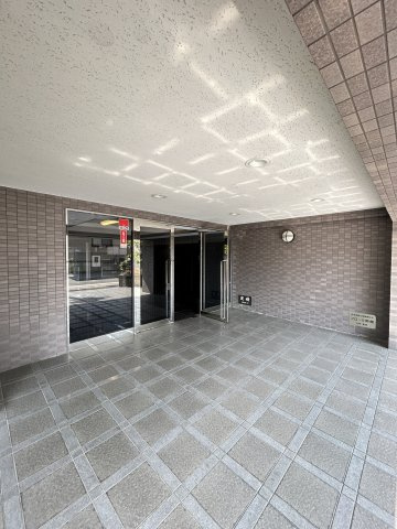 【エントランス】 | フローラ南館