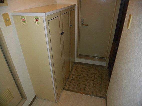 クレール布引の玄関