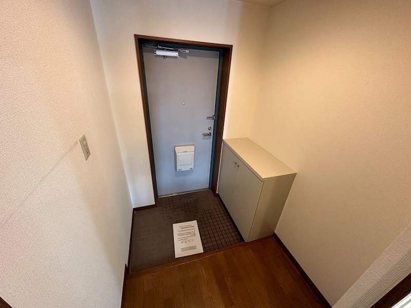 FIG TREE 2号館の玄関