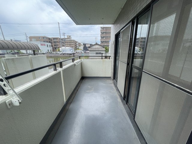 FIG TREE 2号館のバルコニー