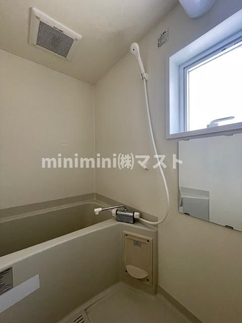 ハイムラポール松屋町の浴室