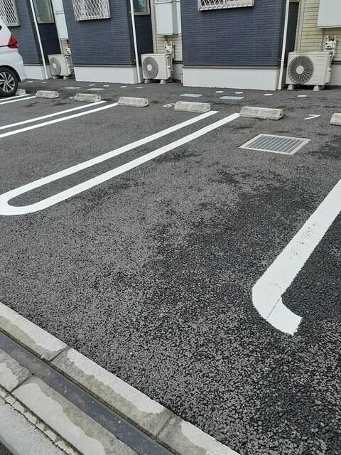 プロムナードの駐車場