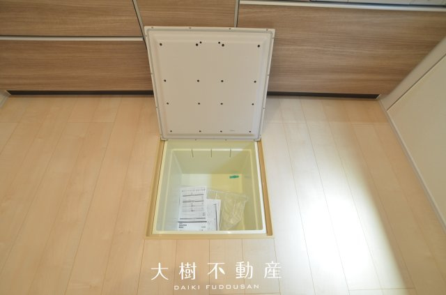 【キッチン】 | 海老名市国分寺台3丁目 新築戸建て 全2棟【仲介手数料無料】