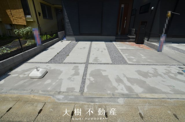 【駐車場】 | 海老名市国分寺台3丁目 新築戸建て 全2棟【仲介手数料無料】