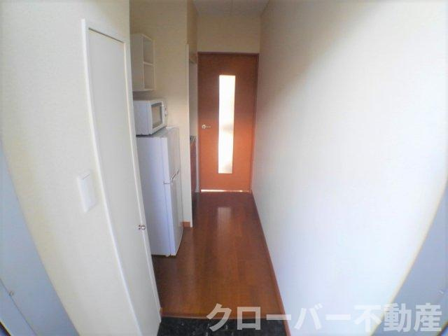 レオパレス富の玄関