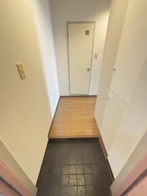 【玄関】 | ベルヴィコート