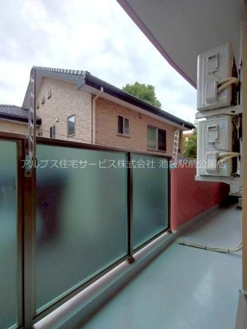 Parkside Residenceのバルコニー