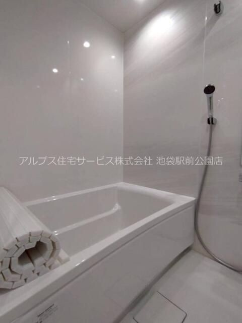 Parkside Residenceの浴室