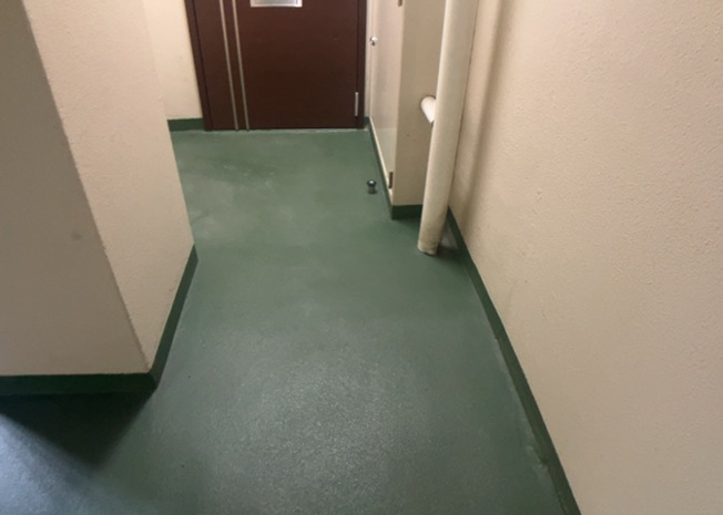 【その他共用部分】 | 西八王子ハイツＢ棟 | 共有部分は、住民なら誰もが使える設備のこと。例えば駐車場やエレベーター、インターネット設備、セキュリティ設備などがあります。他にも、マンションの廊下・外部階段やエントランス・ゴミ置き場などがあります。