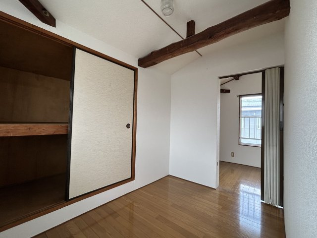渡辺戸建の収納