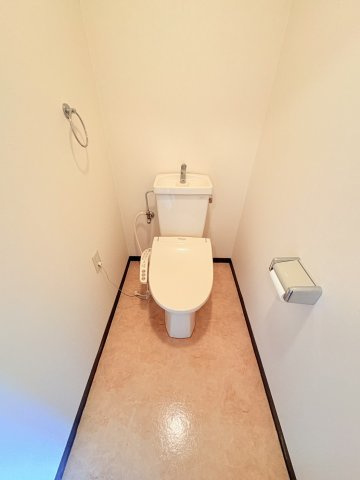 ジュネス北六甲のトイレ|落ち着いたトイレです
