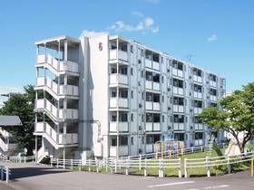 ビレッジハウス小比企６号棟の外観