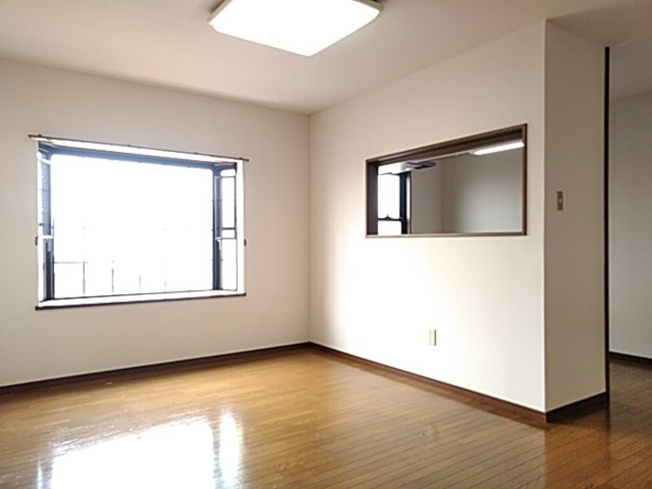 【居間・リビング】 | 稲善マンション　住居