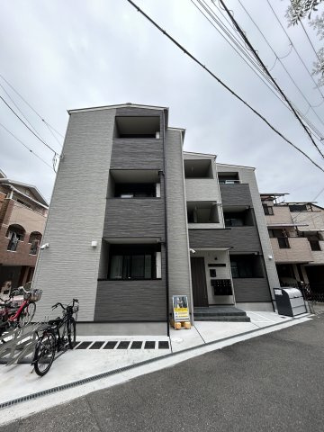 REGIES姫里の外観