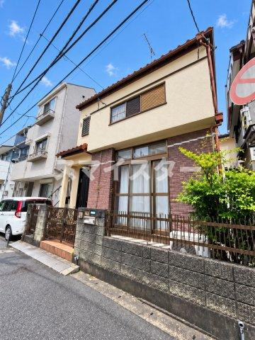 市川市大和田４丁目のアパートのエントランス