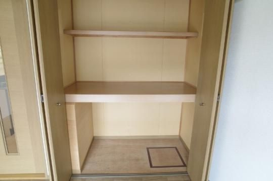 熊本市中央区琴平本町のアパートの収納
