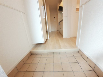 【玄関】 | オイコスオニロ田井 | きれいな玄関です