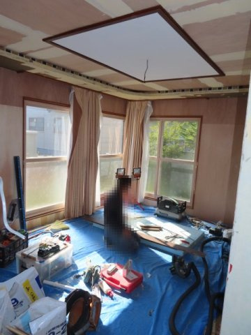 網走市潮見２丁目８番１２号　中古売家の居間・リビング|【リフォーム前】リビング写真です。居間の床は、畳からフローリングに変更致します。