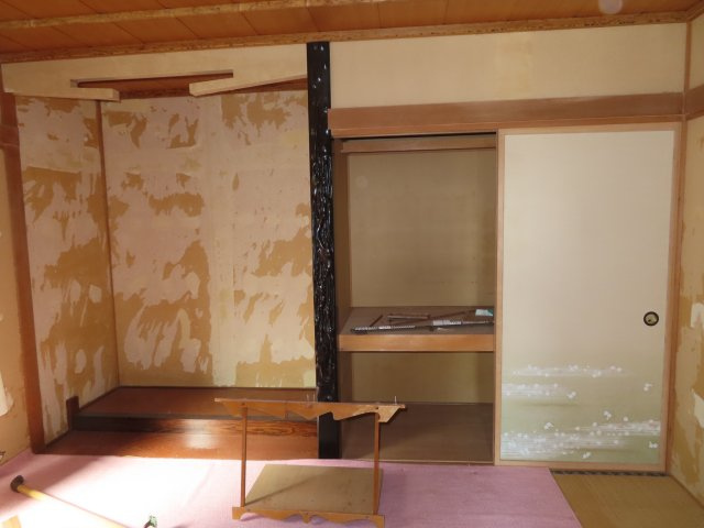 網走市潮見２丁目８番１２号　中古売家の和室|【リフォーム前】北東側1階6帖和室は、洋室に変更致します。