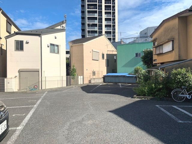 富田Y駐車場　第二