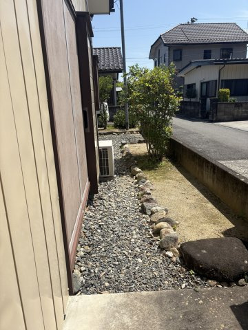 高倉町鶴巻 中古一戸建ての庭
