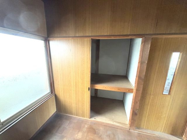 新堂一戸建の収納