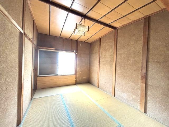 新堂一戸建の和室