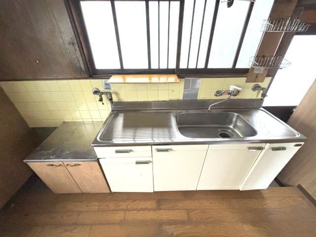 新堂一戸建のキッチン