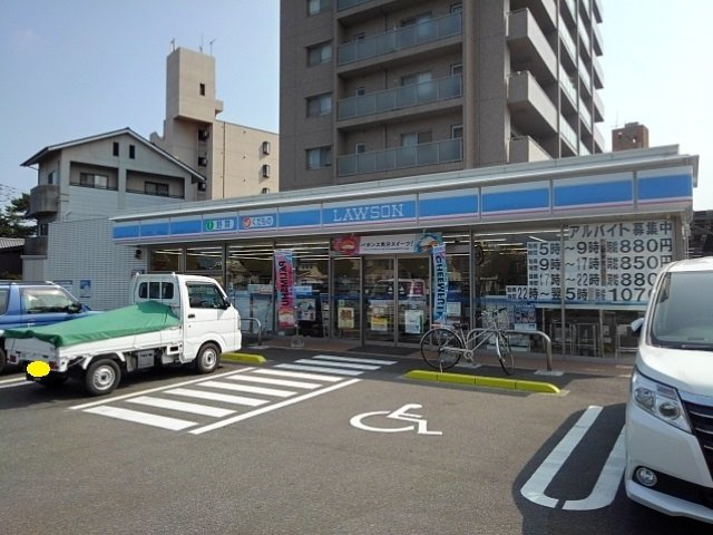 フィオーレ　リン　Ａの周辺|ローソン丸亀浜町店まで300m