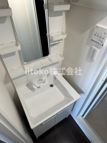 メゾンドシエルⅧの洗面所