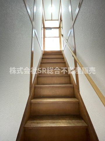中石切町5丁目中古戸建の内装|当日予約も大歓迎です！土日祝、雨の日やお子様連れのお客様の送迎も可能ですのでお気になさらずお問合せ下さい。お仕事終わりのお時間にも柔軟に対応致しますのでお気軽にお申し付け下さいませ。